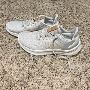 New Balance Fresh Foam Roav Tennis Shoes